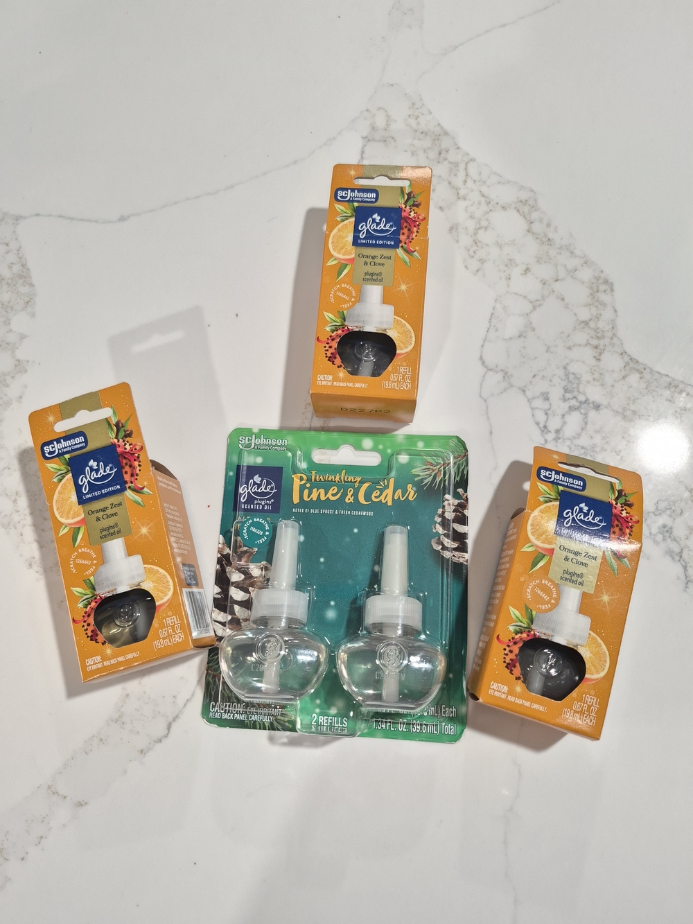 Glade Plugin Refill Bundle - 3x Orange Zest & 2x Pine & Cedar (5 Pack Total)